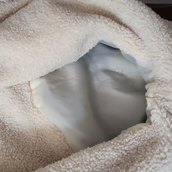 Bagatelle Blue Jean Jacket with Floral Embroidery - Picture 12 of 16